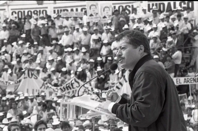 Luis Donaldo Colosio durante un mitin