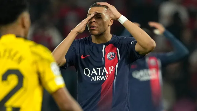 Kylian Mbappé se volvió a quedar a la orilla. Foto: AP