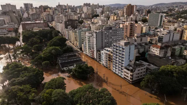 Porto Alegre bajo el agua tras intensas lluvias