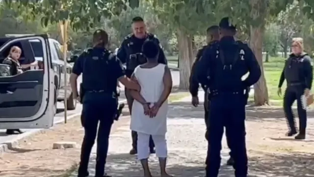 La Mujer fue Detenida por Agentes Municipales en Parque El Chamizal