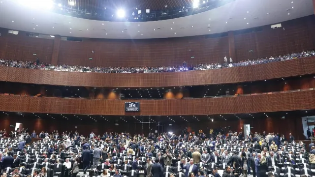 Grupos parlamentarios se pronuncian a favor de la reforma sobre salarios mínimos. Foto: Cámara de Diputados