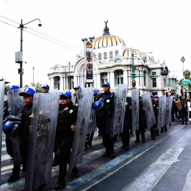 Bellas Artes: Antes y Después del Operativo Vs Vendedores Ambulantes | Galería 