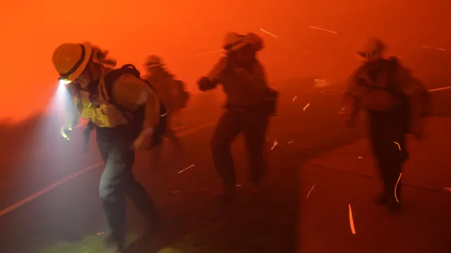 Foto Incendio Forestal Franklin en Malibú, California, Estados Unidos