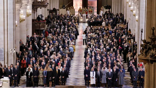 Trump asiste a reapertura de Notre Dame en París