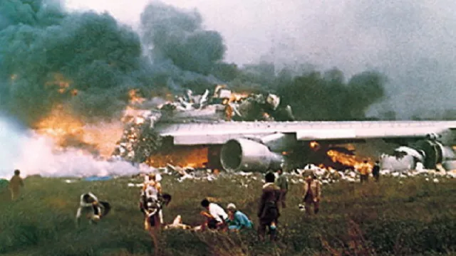 Accidente de avión 1977