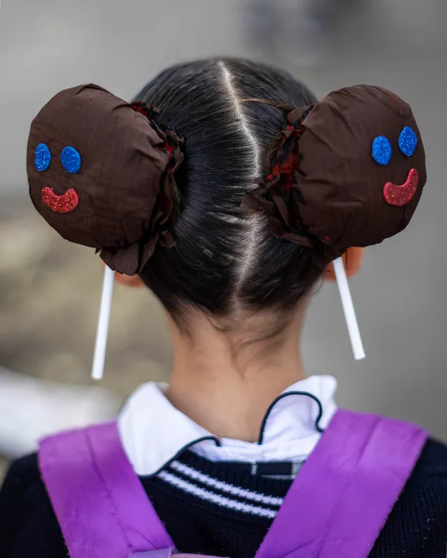 Niña muestra su delicioso look de chocolate. Foto: N+