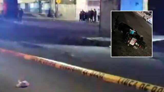 La víctima falleció sobre el pavimento con el casco puesto frente al mercado. Foto: Redes sociales