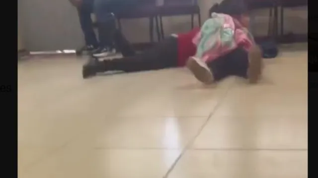 Niños en salón de clases durante balacera en Zitácuaro.