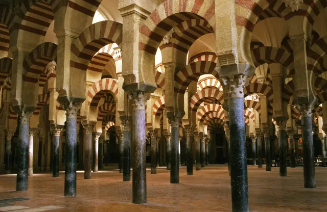 Mezquita de Córdoba, fundada en el año 786