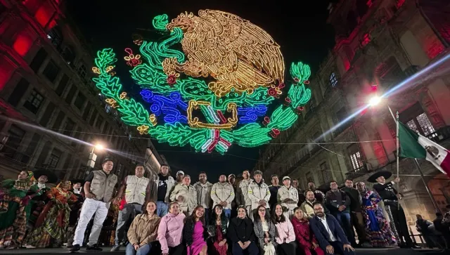 Encendido de Luces Patrias en Zócalo de CDMX 2025
