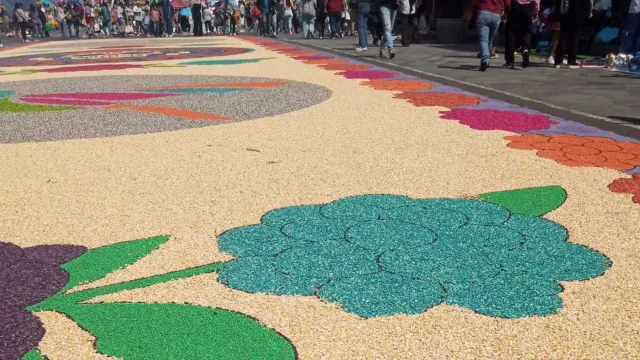 Cuándo y A Qué Hora Encienden Alumbrado de Día de Muertos del Zócalo CDMX: Así Será