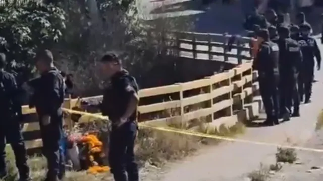 Resguardan puente en la colonia 2 de Marzo por hallazgo de restos humanos. Foto: X @ciudadano_pue