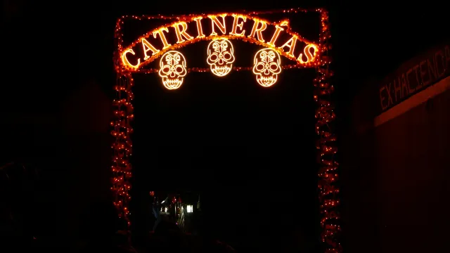 Entrada del Festival Catrinerías 2025
