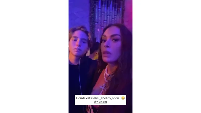 Galilea Montijo llegó a la fiesta con su hijo Mateo Reina.