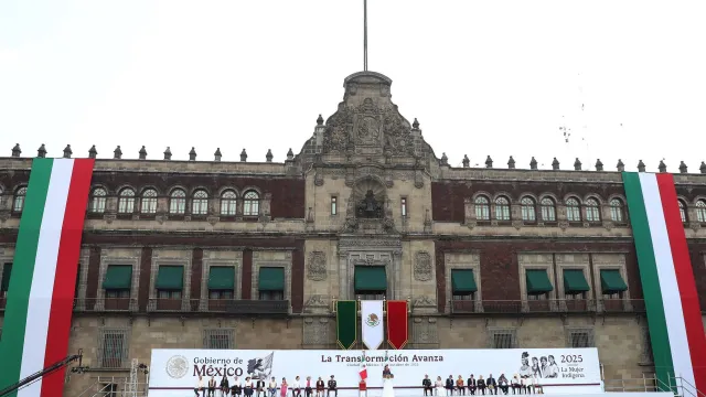 La presidenta dirige su mensaje a la nación, en el que destacó la disminución de la pobreza y el avance de los programas sociales. 