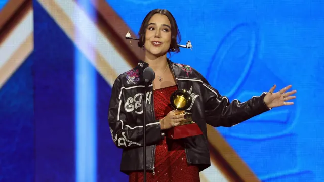 PAloma Morphy Mejor Nueva Artista