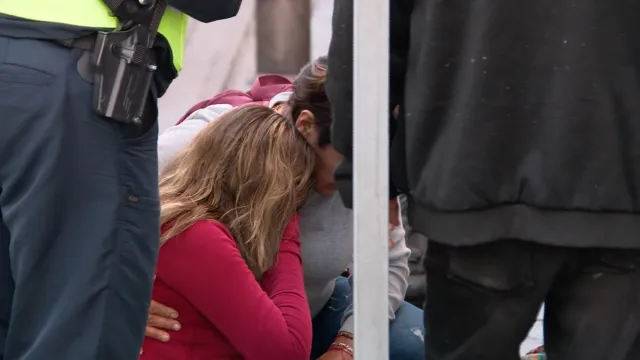 Mujer lamenta atropellamiento que dejó herida a su madre. Foto: N+