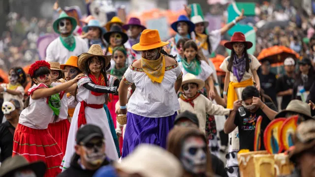 El gran Desfile de Día de Muertos fue presenciado por miles de capitalinos de todas las edades. Foto: