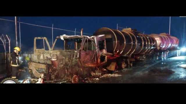 Incendio de tráiler. Foto: Guardia Nacional