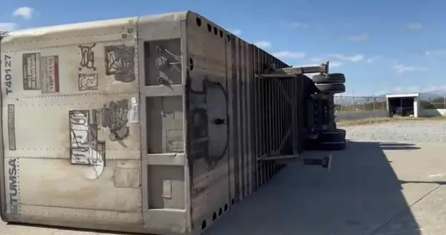 Vuelca Tráiler en Oaxaca. Foto: N+