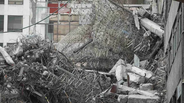Así quedó estructura de edificio colapsado en San Antonio Abad, CDMX. Foto: Cuartoscuro