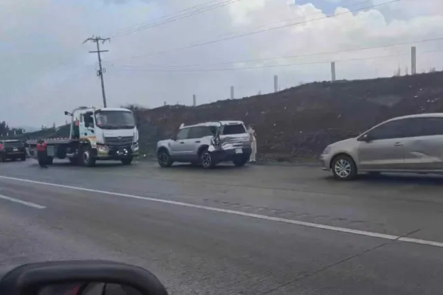 Volcadura de autobús. Foto: N+