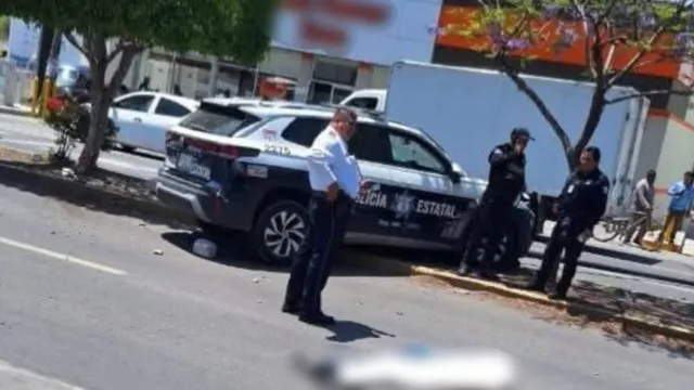 Patrulla de Policía Estatal embiste a ciclista en Tehuacán. Foto: X @ciudadano_puebla