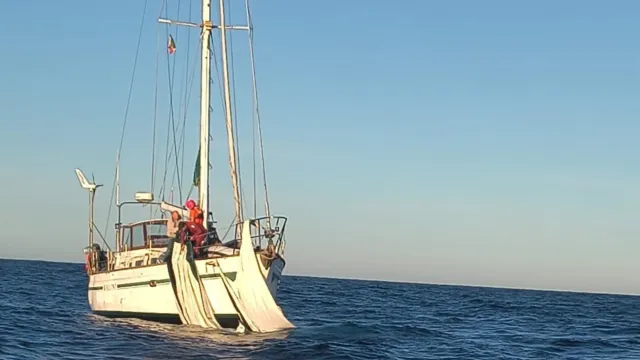 Marina Rescata Embarcación en Inmediaciones de las Islas Marías en Nayarit; Así Fue Operativo 