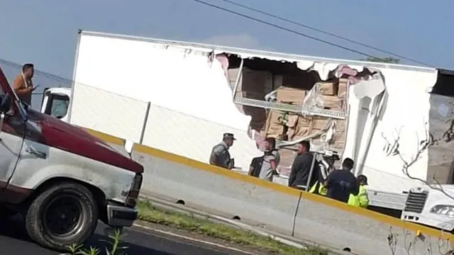 Accidente en la Autopista Puebla-Orizaba deja tráfico lento. Foto: N+