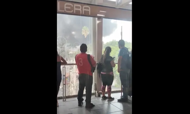 Incendio se ve desde Metro Nopalera en la CDMX. Foto: Facebook Angel Monk Dragon