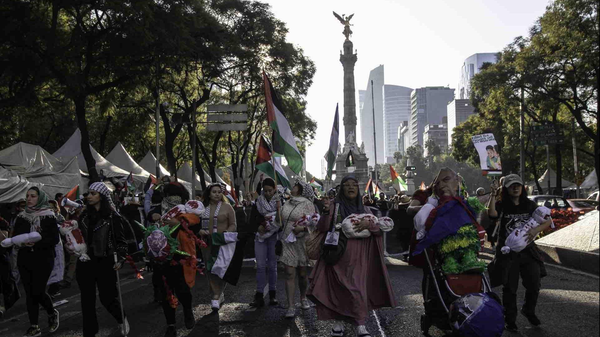Protesta por Palestina Cierra Año en Paseo de la Reforma, CDMX N+
