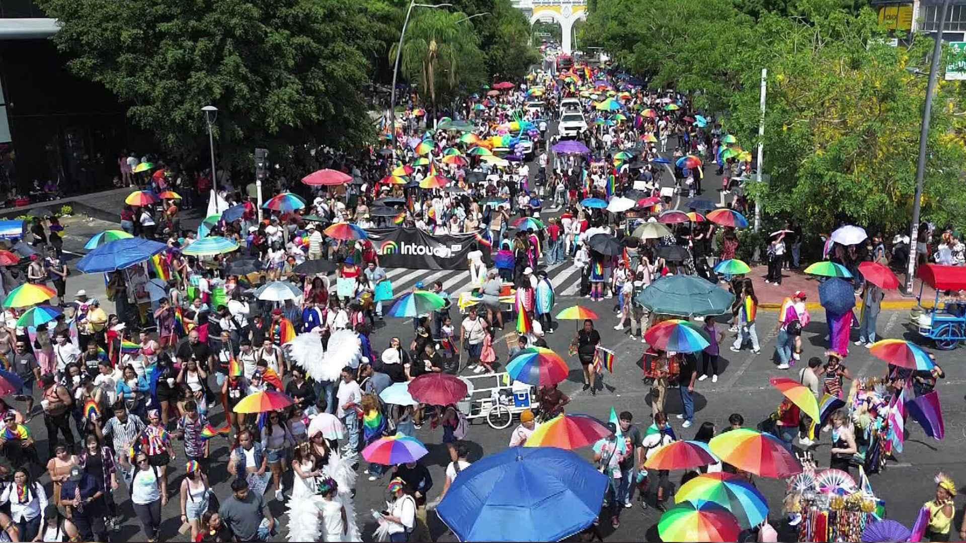 Cerca de 3 Mil Personas Acuden a la Marcha del Orgullo 2025 en ...