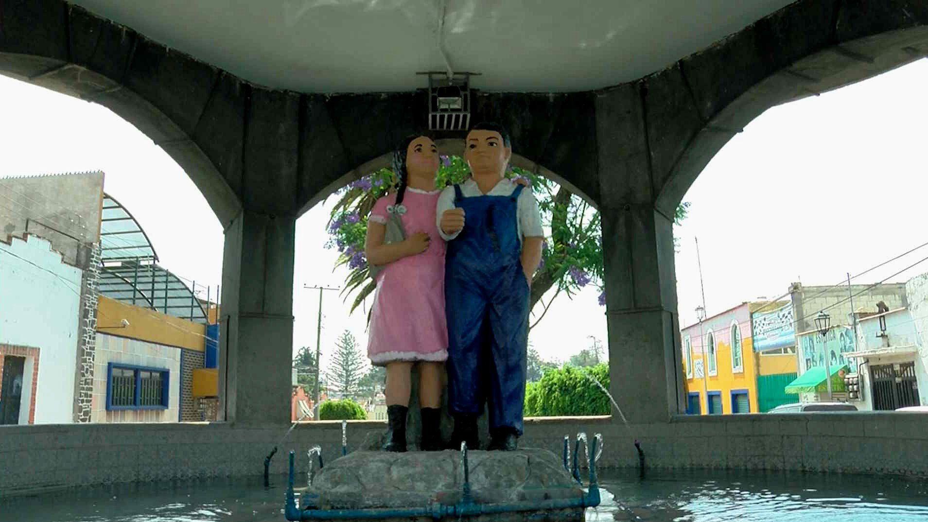 La Trágica Historia de la Fuente de los Muñecos en Puebla | N+