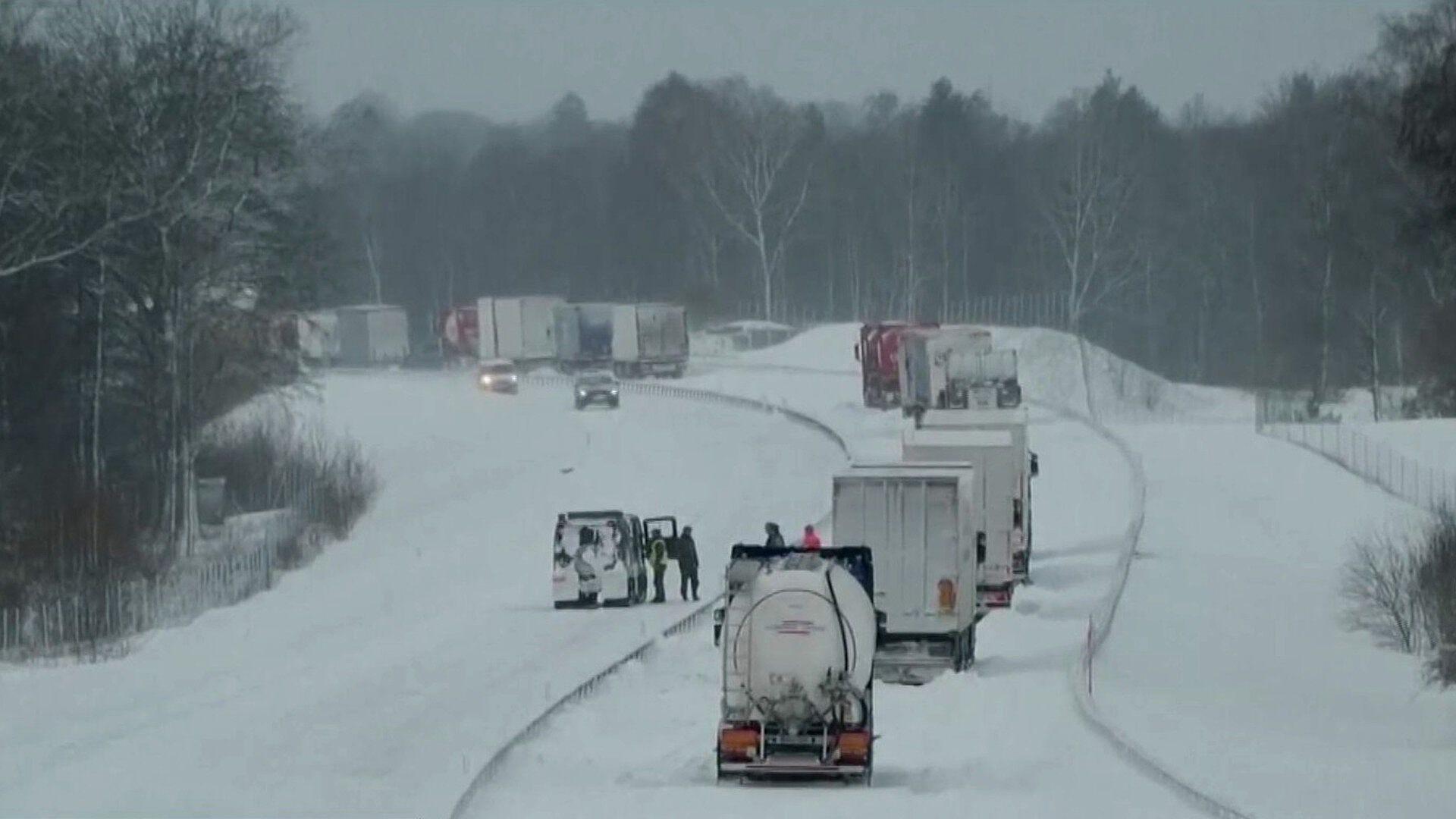 Caos en Suecia, Finlandia y Dinamarca por nieve y frío extremo de