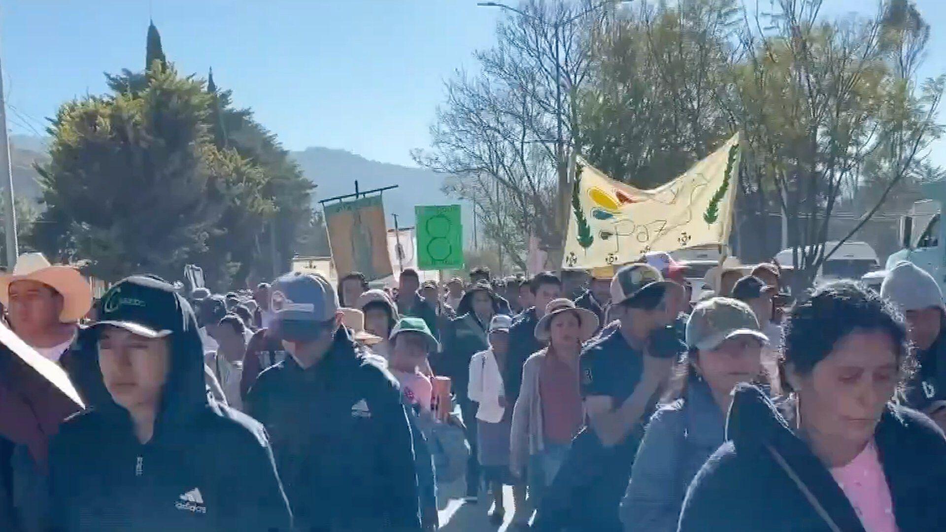 Comunidades Indígenas Marchan en Chiapas; Exigen Alto a la Violencia | N+