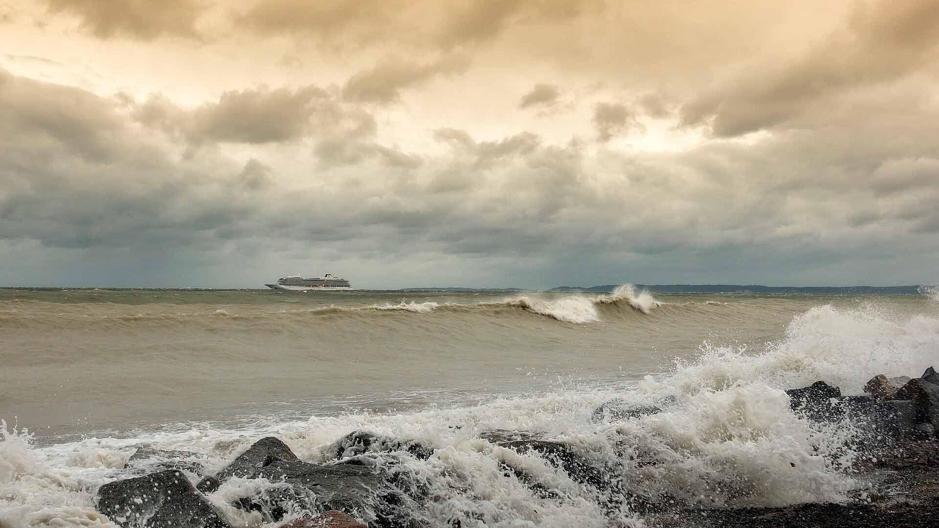 Frente Fr&iacute;o 32 Provoca Fuertes Vientos en Yucat&aacute;n