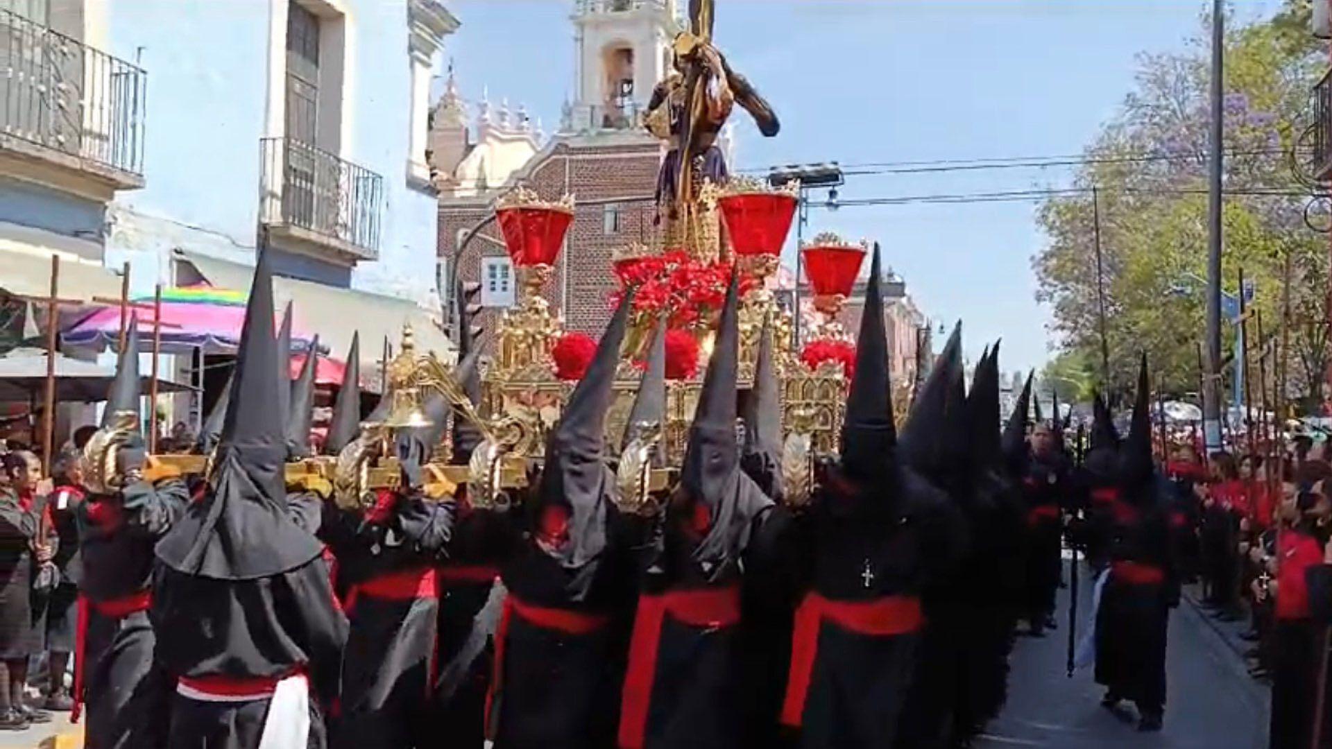 Así Se Vivió la Procesión de Viernes Santo 2024 en Puebla | N+