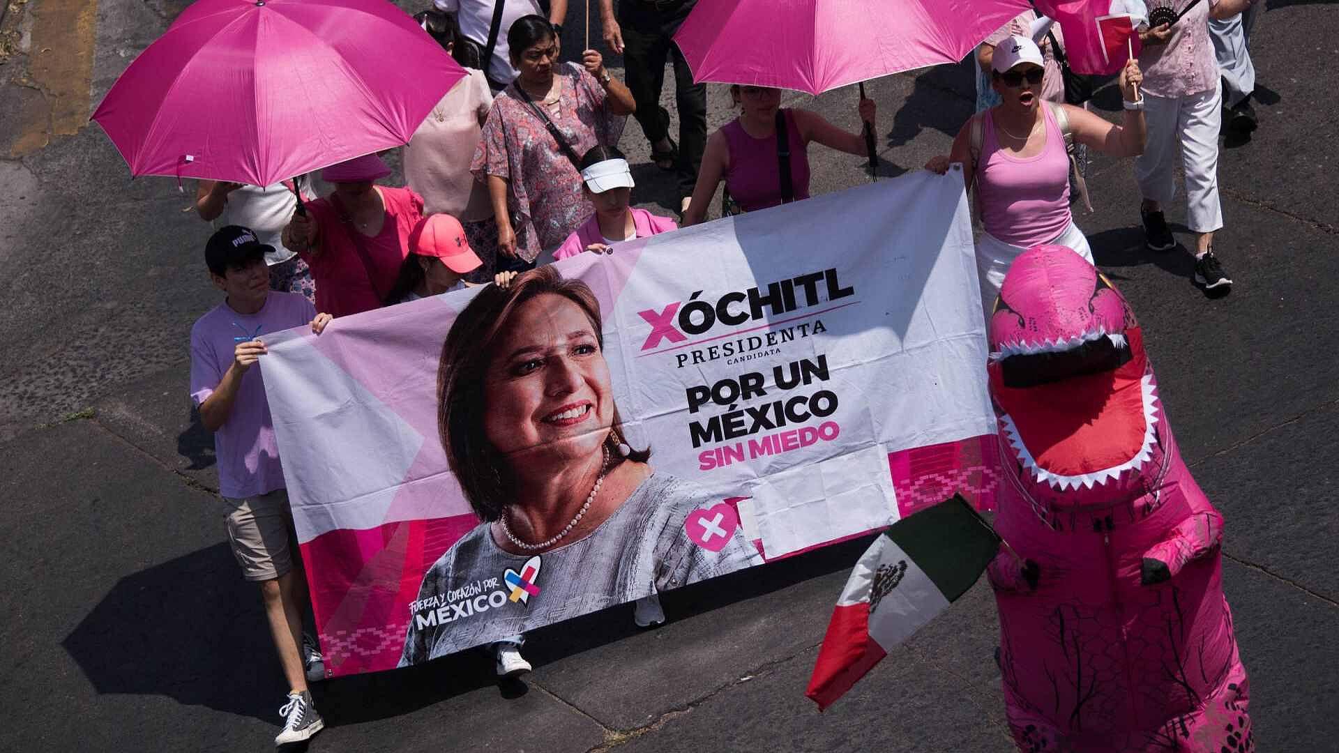Así Fue la Mega Marcha de la Marea Rosa en Zócalo de CDMX | N+