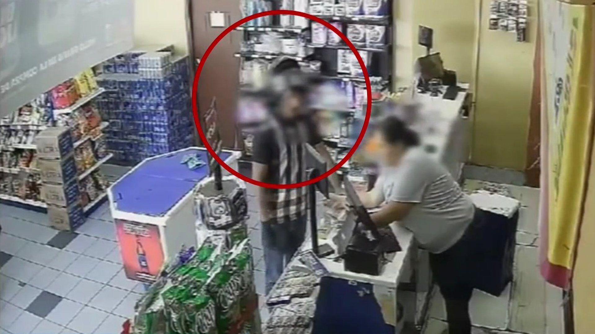 Video Sujeto Asalta Tienda De Abarrotes En Ciudad Obreg N Hasta Refresco Se Llev N