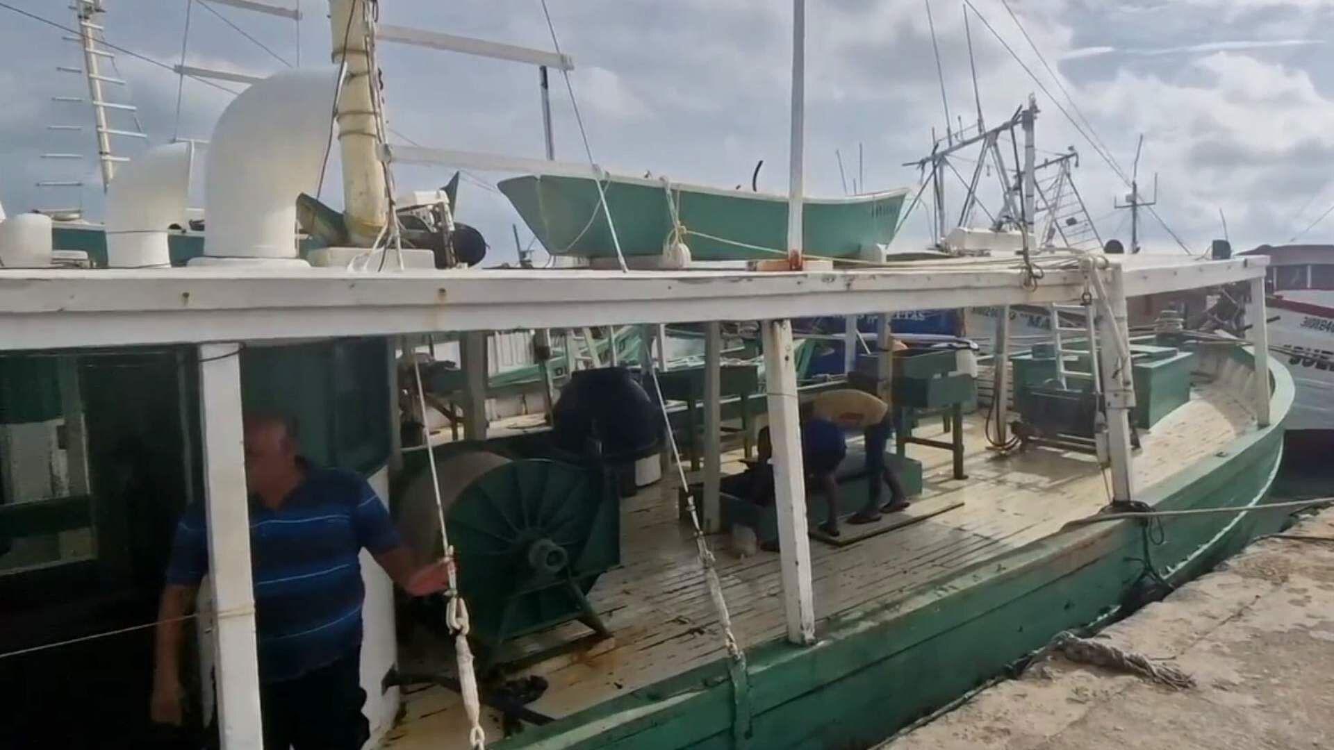 Hallan las Dos Embarcaciones Extraviadas por ‘Milton’; No Hay Noticias de los Pescadores