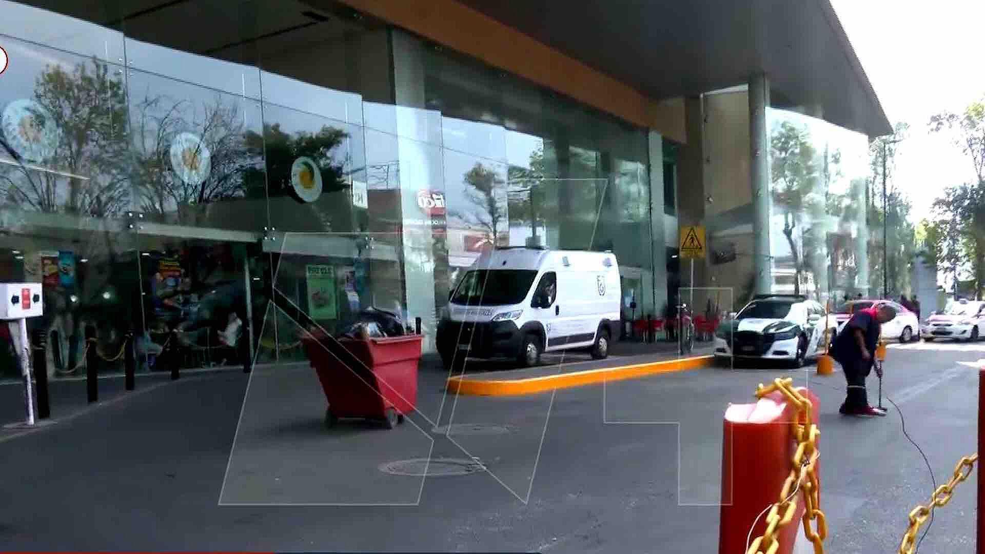 Hombre se Arroja del Tercer Piso de un Centro Comercial Buenavista de ...