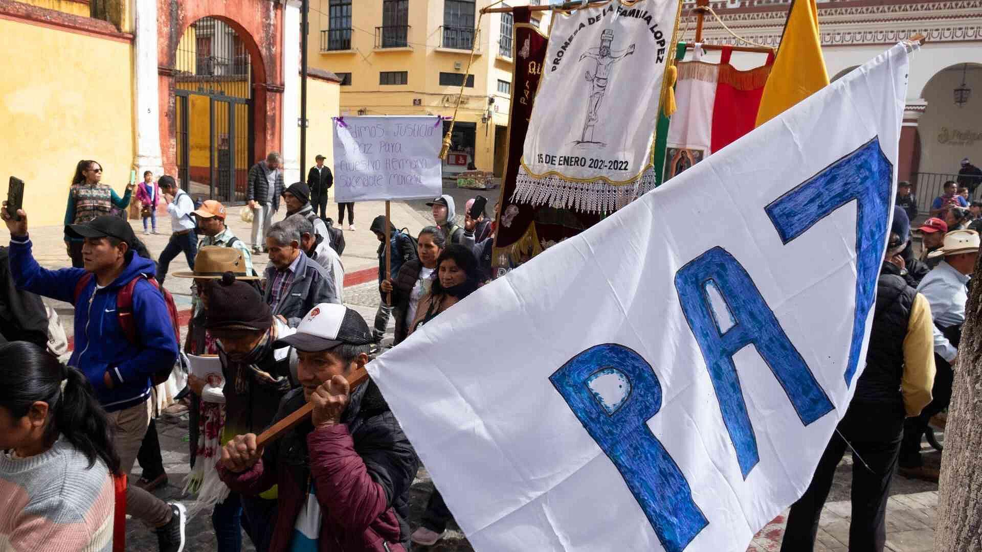 Marchan Indígenas en los Altos de Chiapas por la Paz en San Cristóbal ...