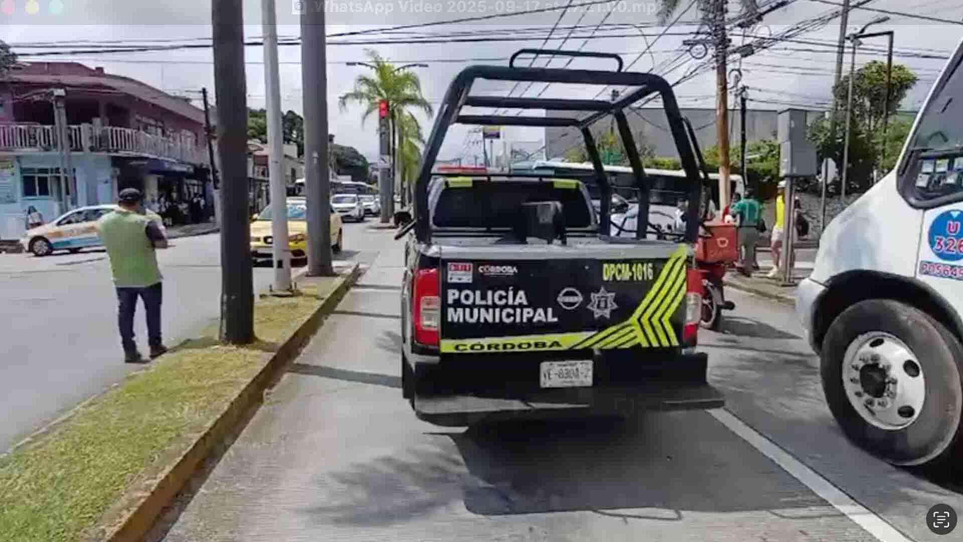 Estudiante es Arrollado por un Automóvil al Intentar Cruzar la Calle en ...