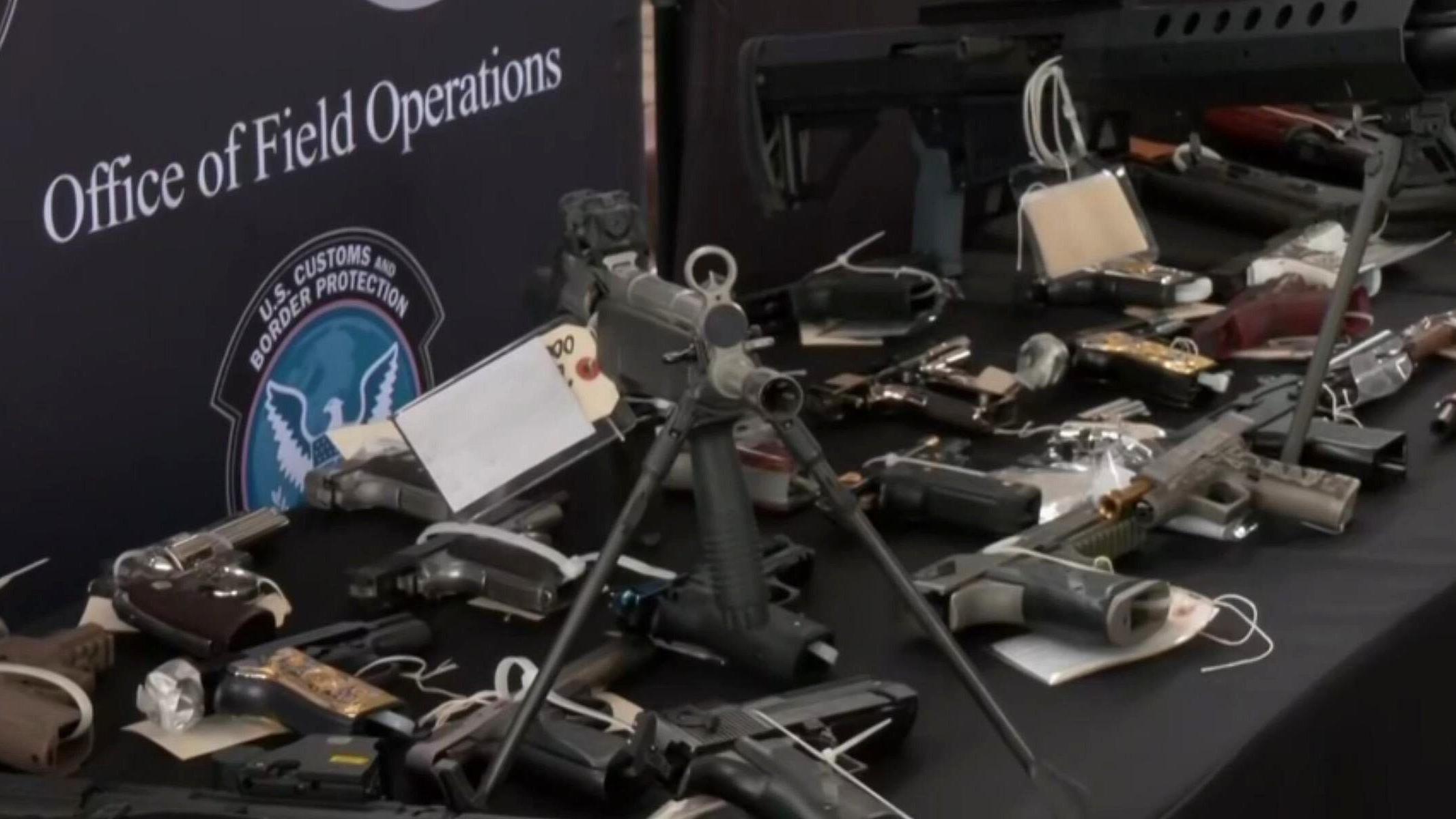 High-Caliber Weapons Arsenal Seized in U.S. Border Operation Targeting Illegal Arms Trafficking to Mexico