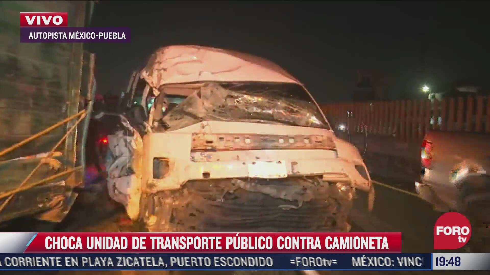 Choque entre unidad de transporte público y camioneta deja varios ...