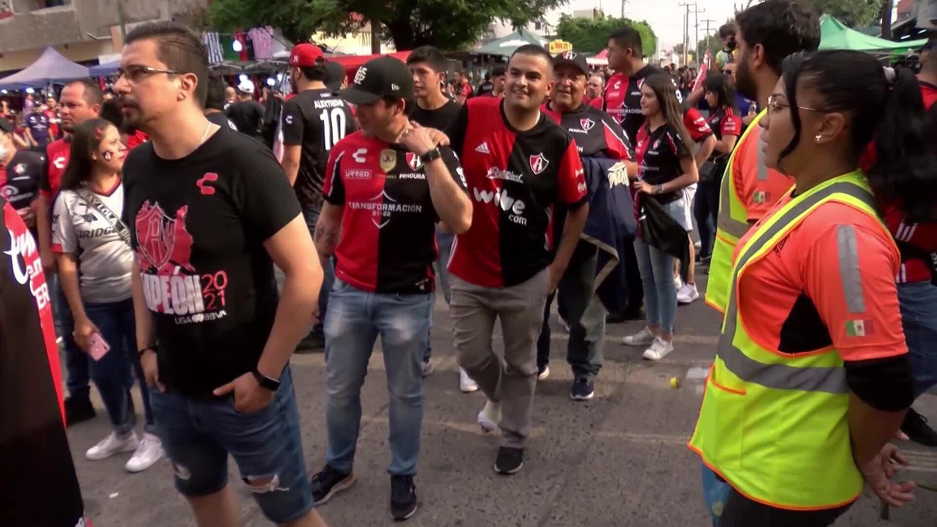 "La Fiel" rojinegra llenó el Estadio Jalisco esperando ver al Atlas campeón