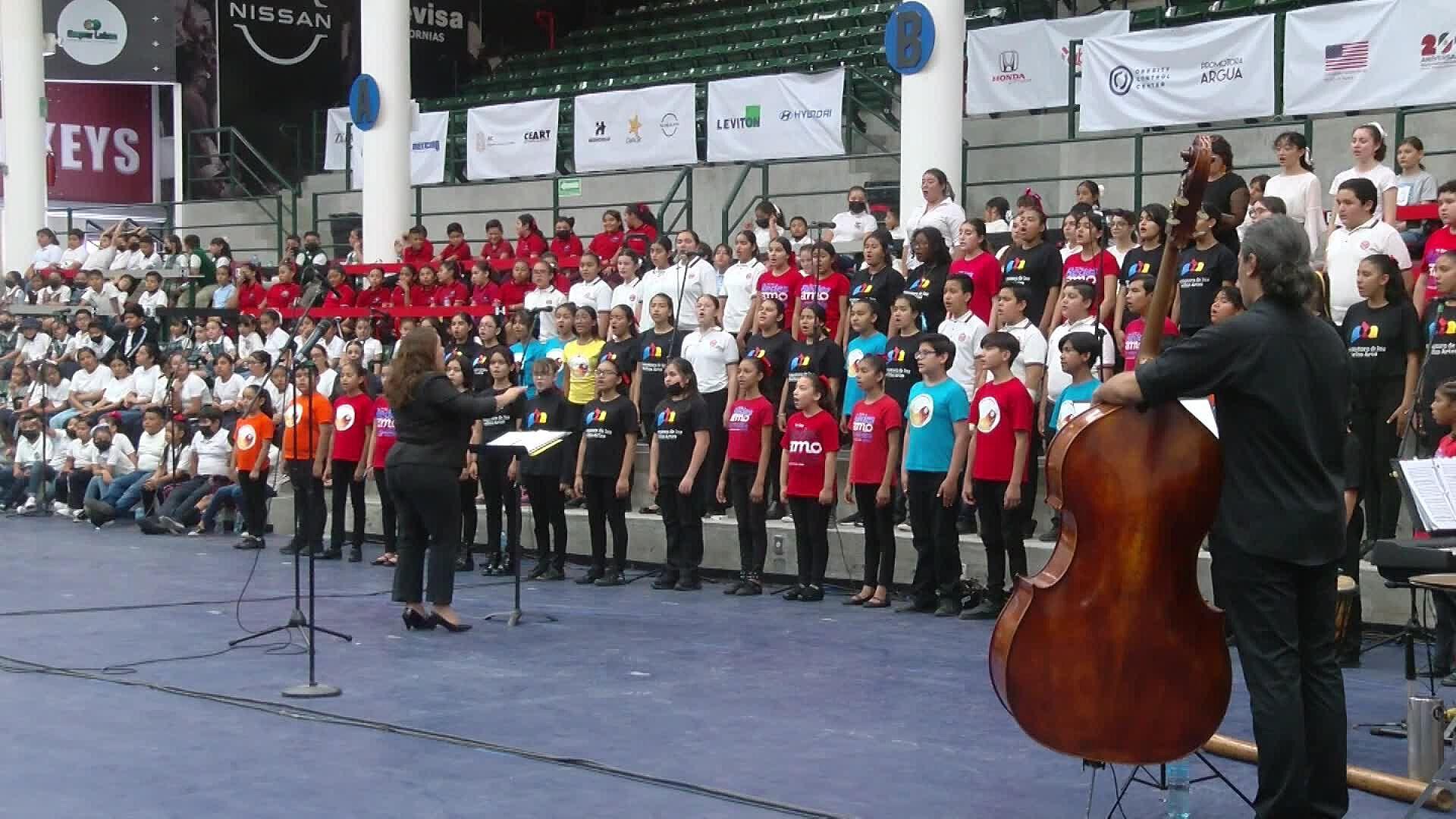 Grupos coristas celebran 30 años de la Promotora de Las Bellas Artes | N+